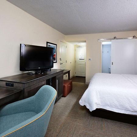 Hampton Inn Charlotte North Lake Norman Cornelius Εξωτερικό φωτογραφία