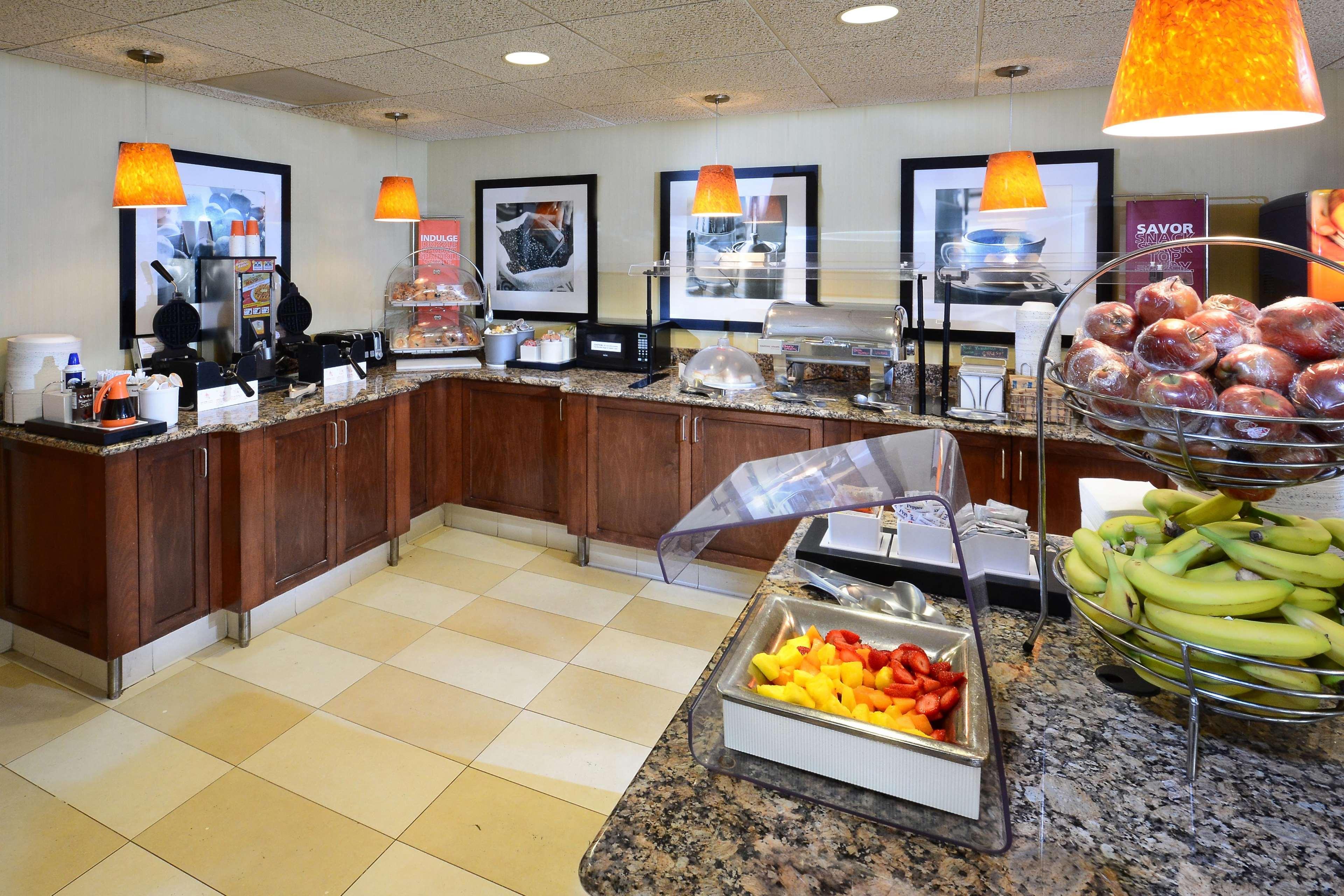 Hampton Inn Charlotte North Lake Norman Cornelius Εξωτερικό φωτογραφία