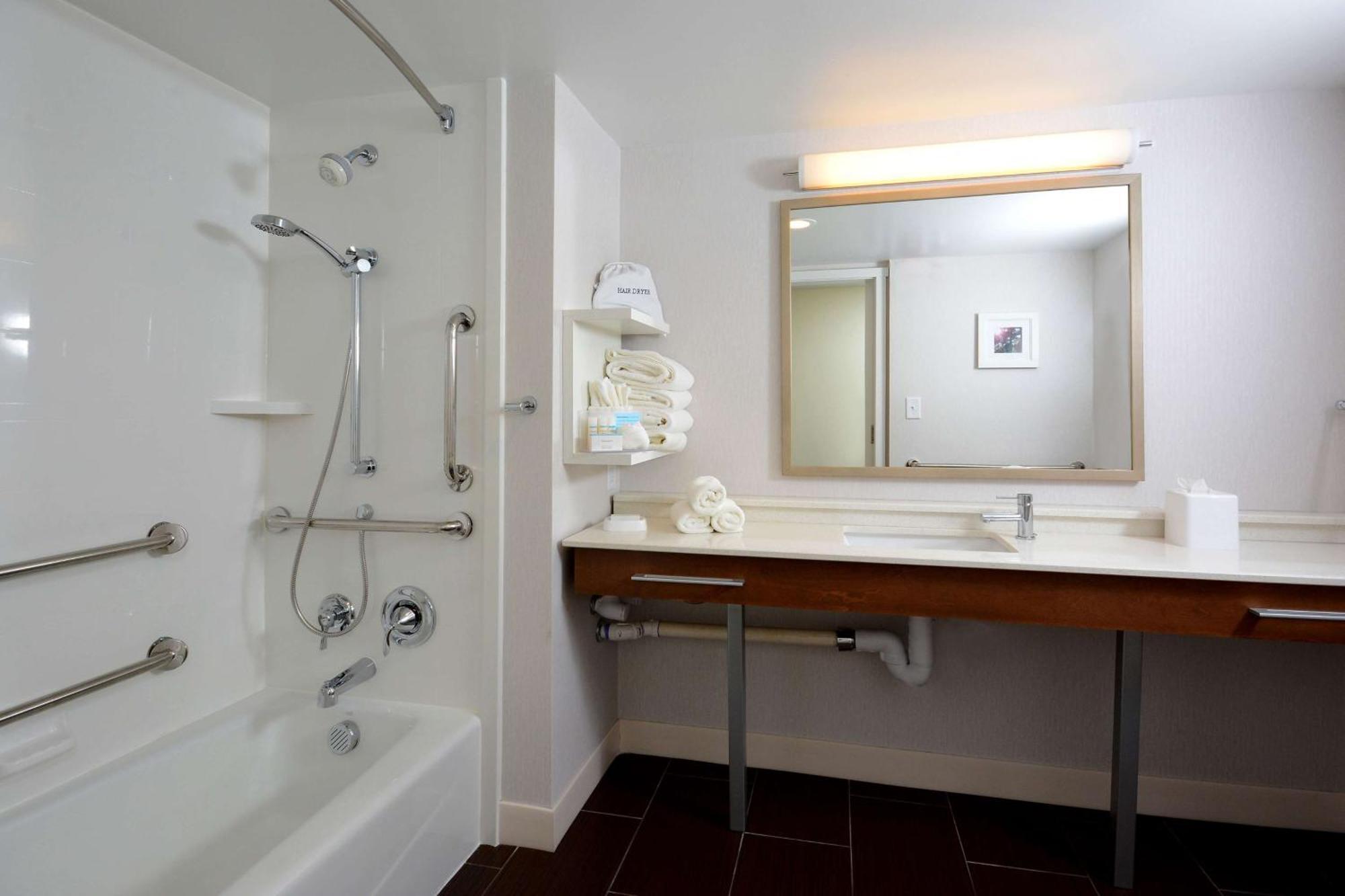 Hampton Inn Charlotte North Lake Norman Cornelius Εξωτερικό φωτογραφία