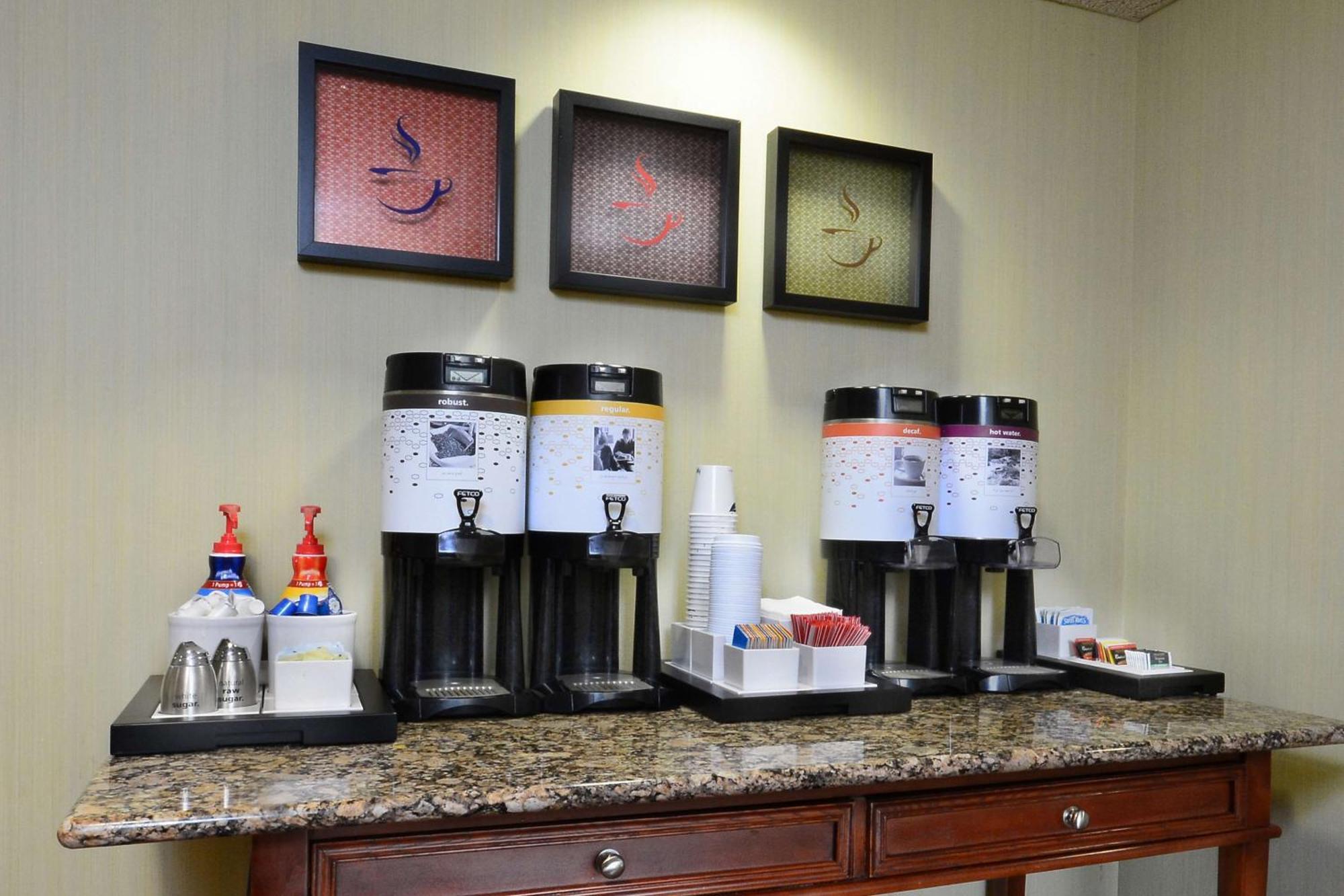 Hampton Inn Charlotte North Lake Norman Cornelius Εξωτερικό φωτογραφία