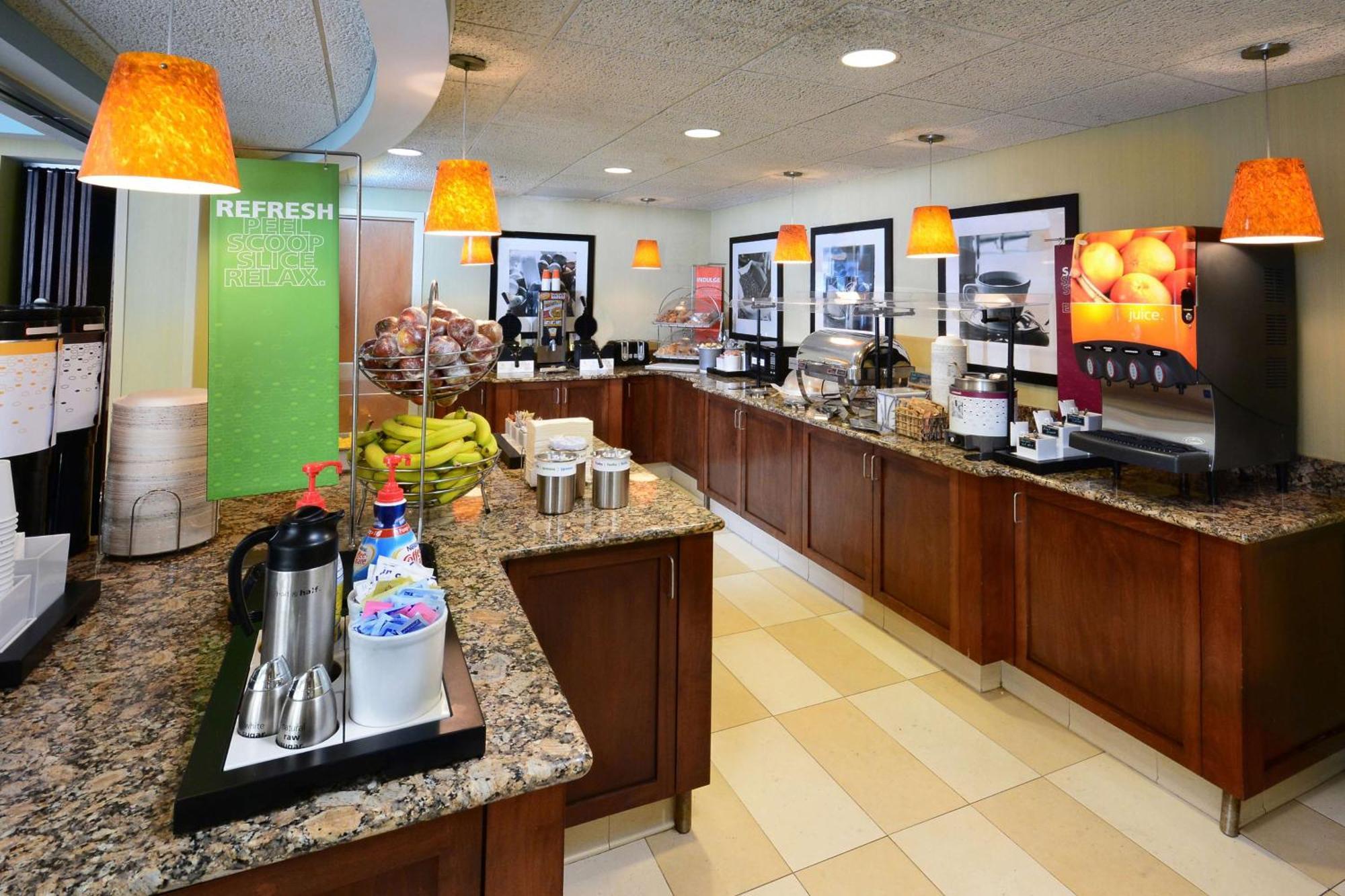 Hampton Inn Charlotte North Lake Norman Cornelius Εξωτερικό φωτογραφία