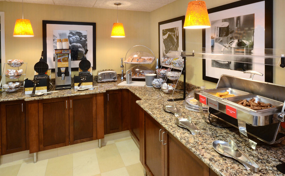 Hampton Inn Charlotte North Lake Norman Cornelius Εξωτερικό φωτογραφία